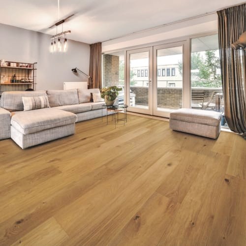 Nuvelle Royale Alnwick Engineered Hardwood Flooring Swatch Nuvelle Royale Alnwick hardwood flooring color swatch